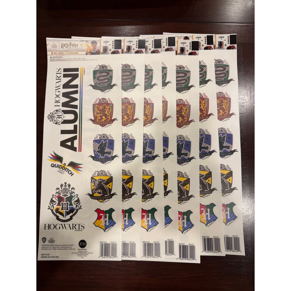 HARRY POTTER wall stickers 8 magical decals SIGNS Hogwarts Alumni (Lot of 7)